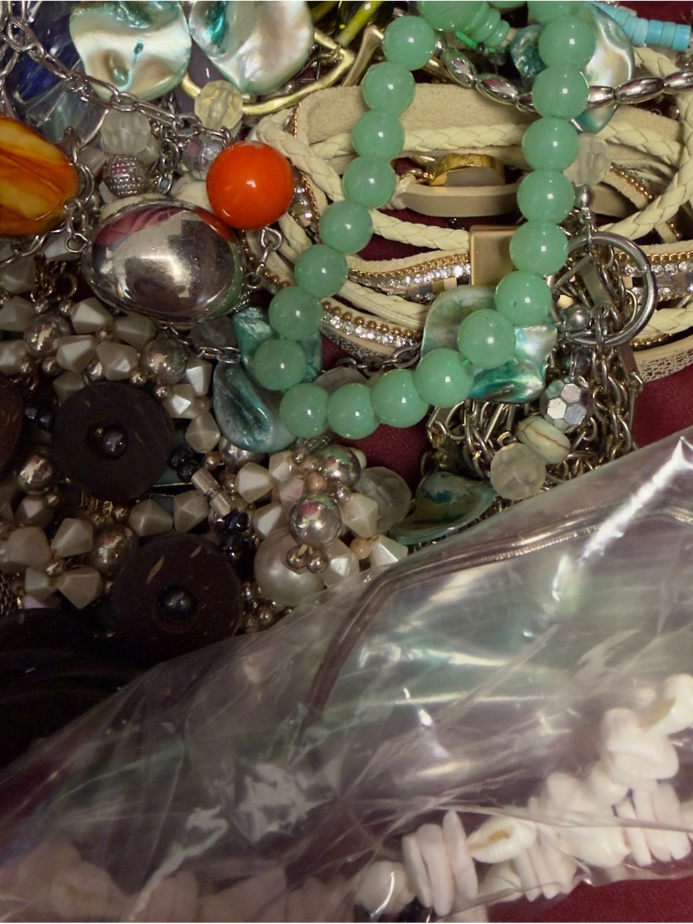 Bulk Costume Jewelry 5 Pound Lot Clean, Wearable, No Junk Or Craft - Picture 4 of 8